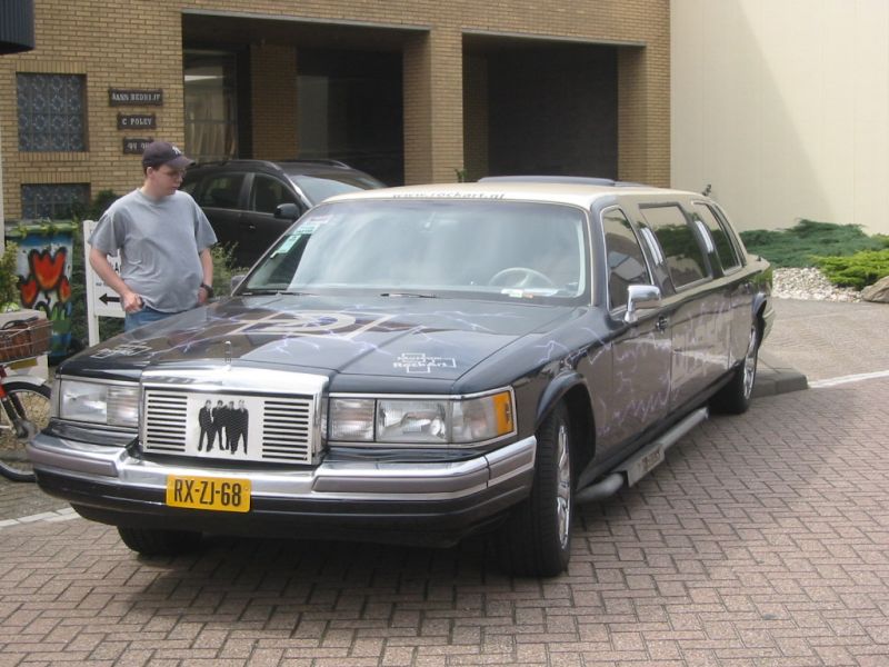 002.jpg