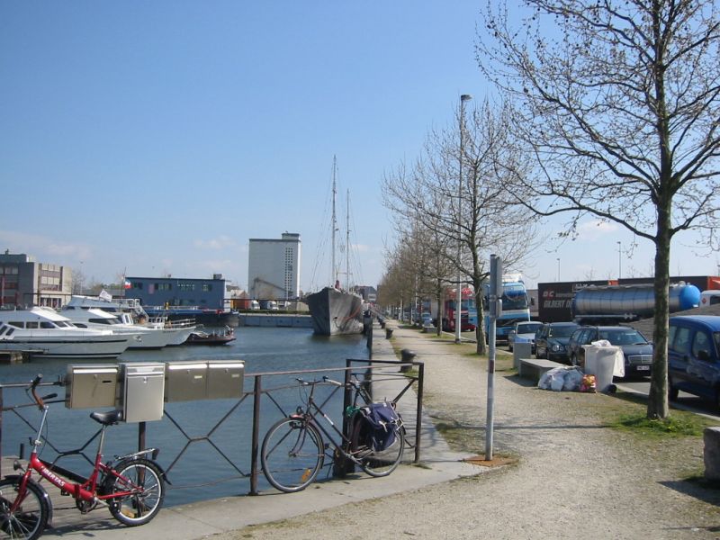 001.jpg